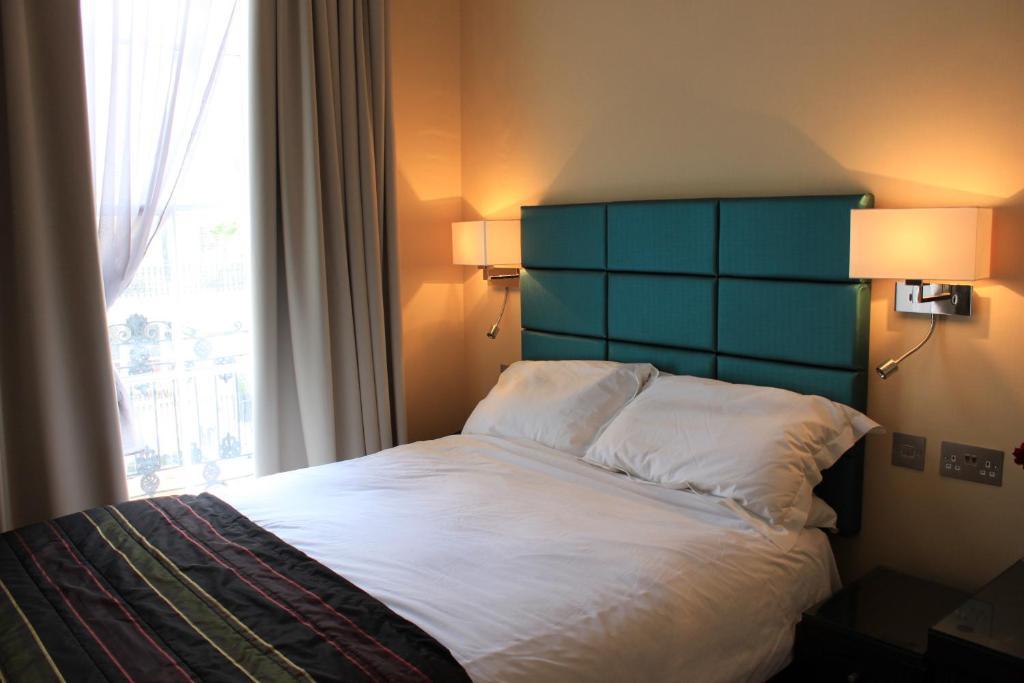 Astors Belgravia Bed & Breakfast London Room photo